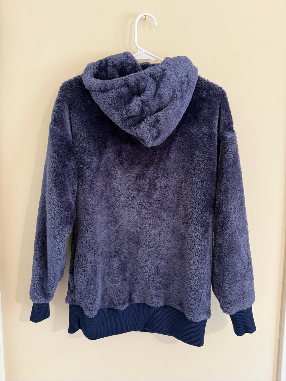 AERIE Super Soft Faux Fur 1/4 Zip Hoodie Deep Purple Sweatshirt Women’s Small - Picture 2 of 14